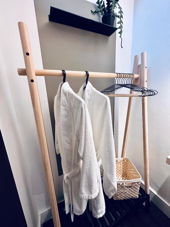 Luxury Self-Contained Suite. カーディフ エクステリア 写真